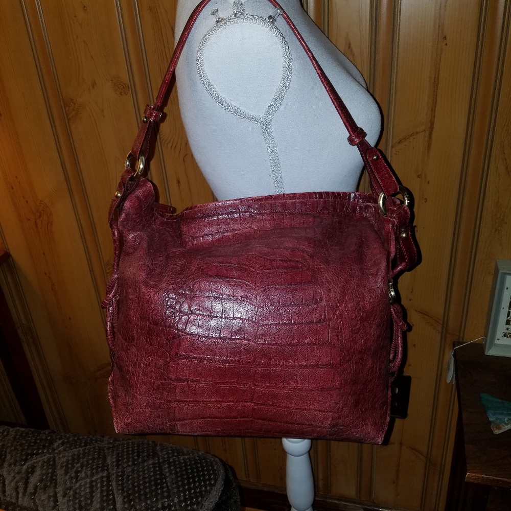 BRAHMIN LARGE CROC LEATHER BURGANDY  HOBO